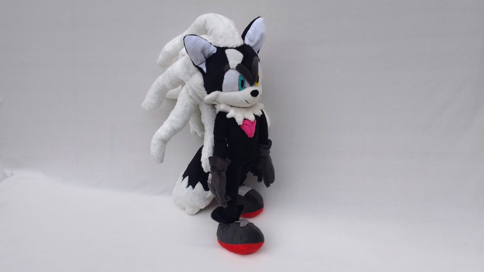 Custom plush, inspired by Sonic infinity, made to order toni