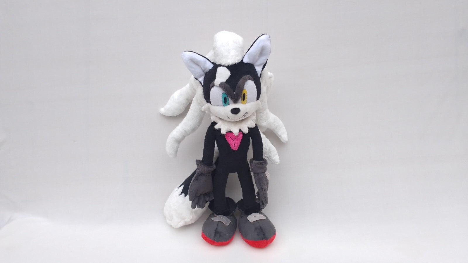 Custom plush, inspired by Sonic infinity, made to order toni
