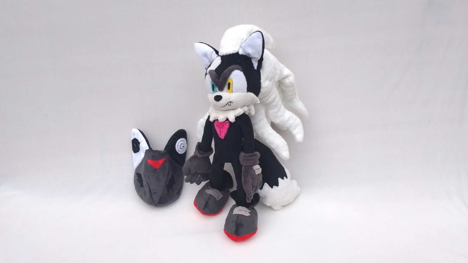 Custom plush, inspired by Sonic infinity, made to order toni